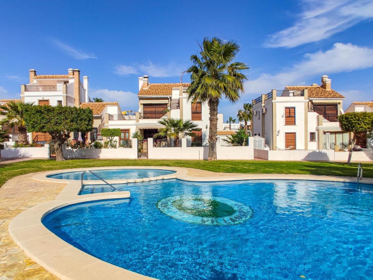Villamartin 2 Bed 2 Bath Holiday Apartment Campoamor Kültér fotó